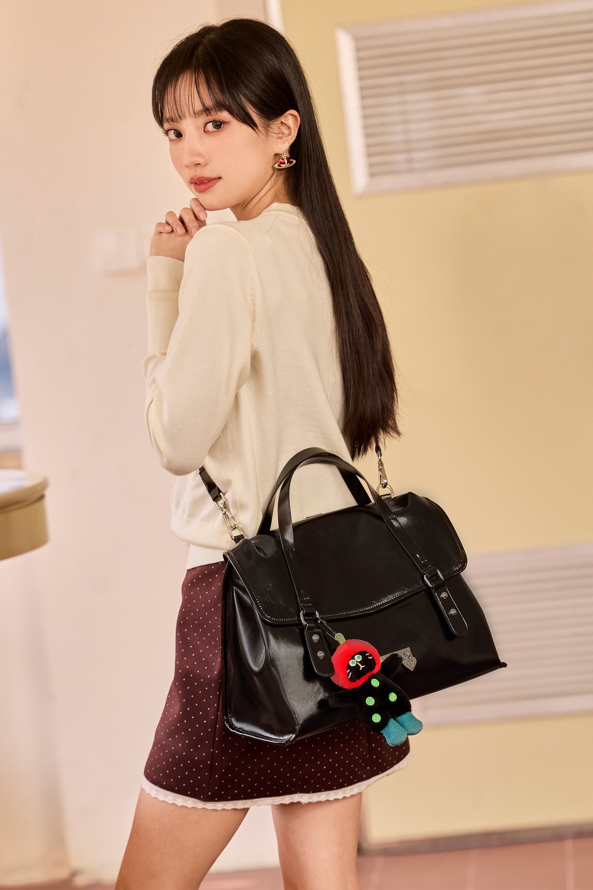 Flapover Large Capacity Backpack