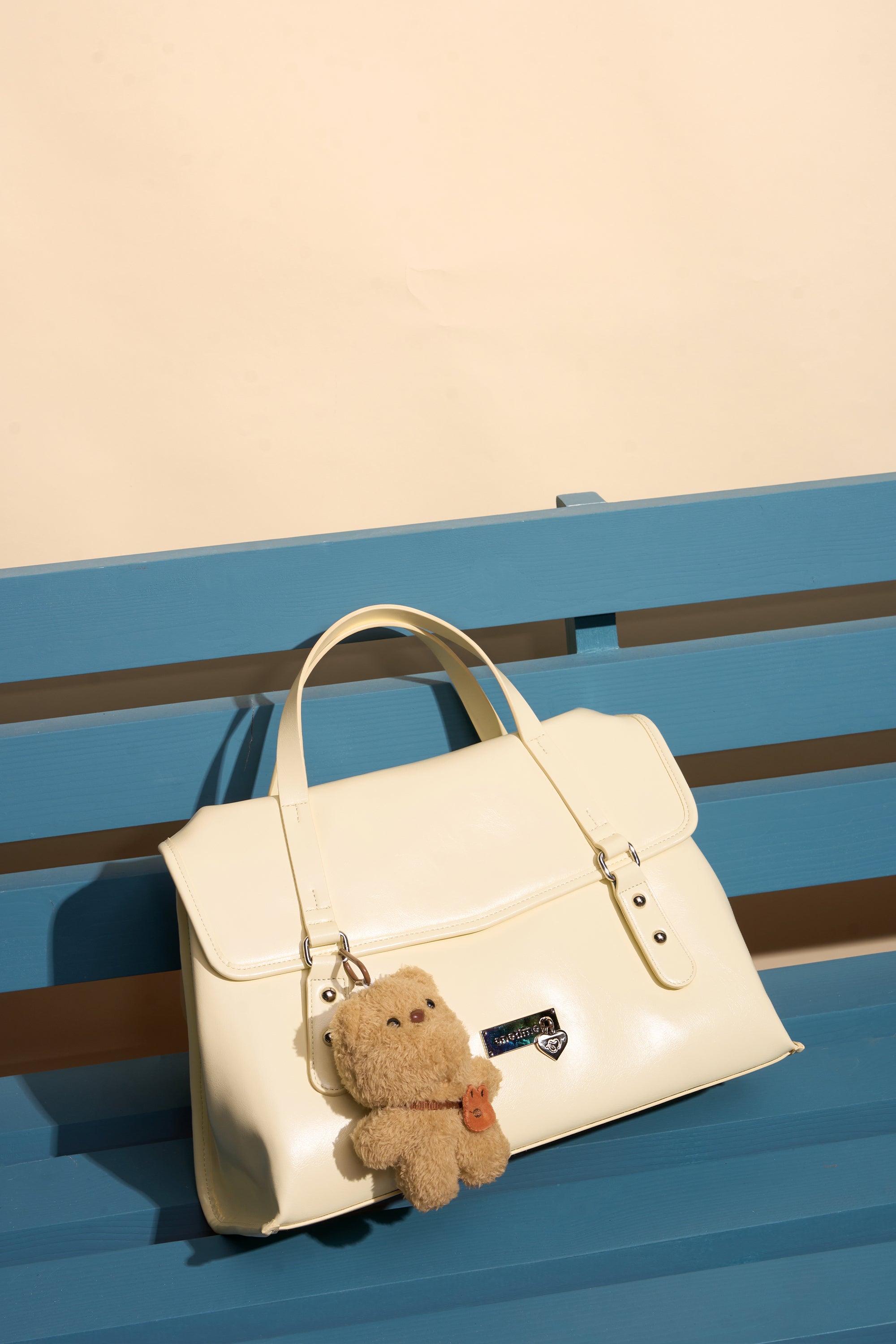 Flapover Large Capacity Backpack